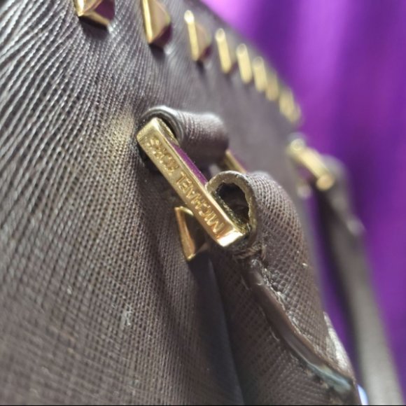 MICHAEL KORS LARGE STUDDED SELMA BAG - Picture 6 of 9